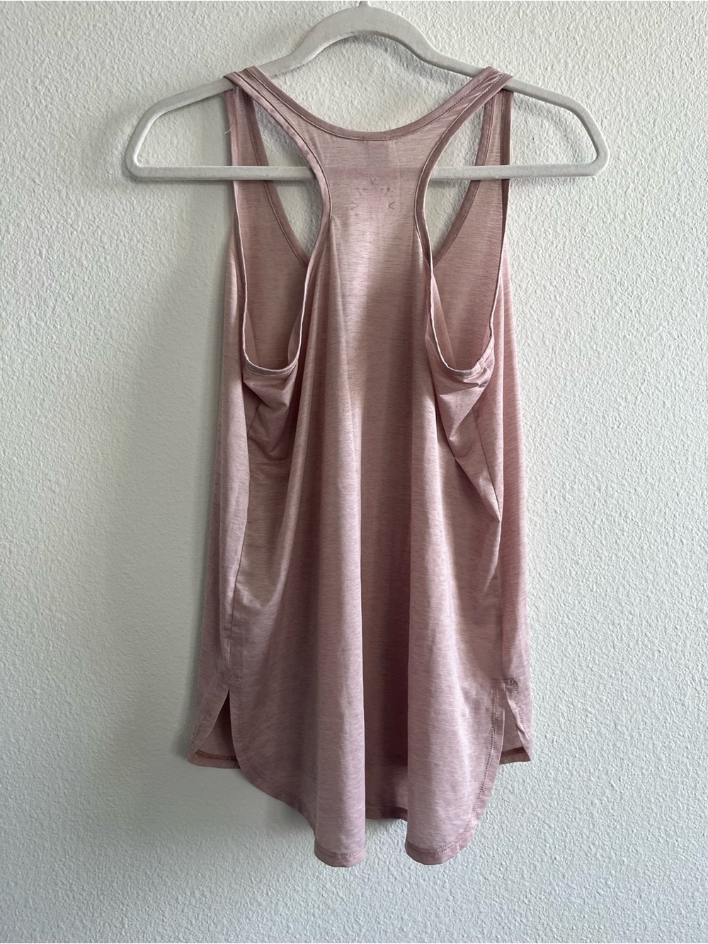 Varley Racerback Tank size S - Picture 4 of 5